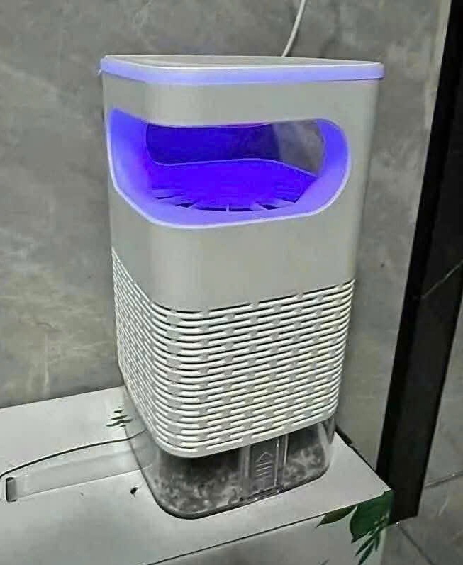 den bat muoi uv 3