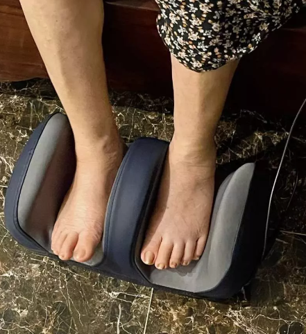 review may massage chan bam huyet